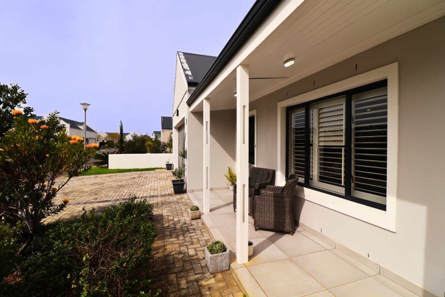 3 Bedroom Property for Sale in Westcliff Western Cape